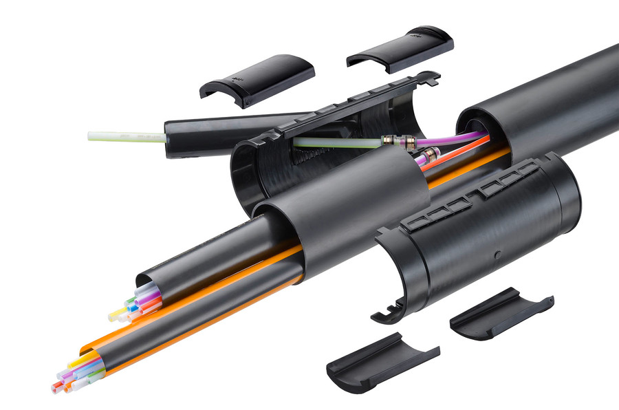 Avec la dérivation à manchon demi-tube HRMA speedpipe ou dériver le câble d'un tube PE/PVC.